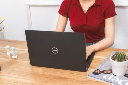 Laptop   Dell Latitude E7400 Core i7* 8565U - RAM 8GB - SSD 256GB - Intel UHD Graphics 620 - Màn 14.0inch FHD 